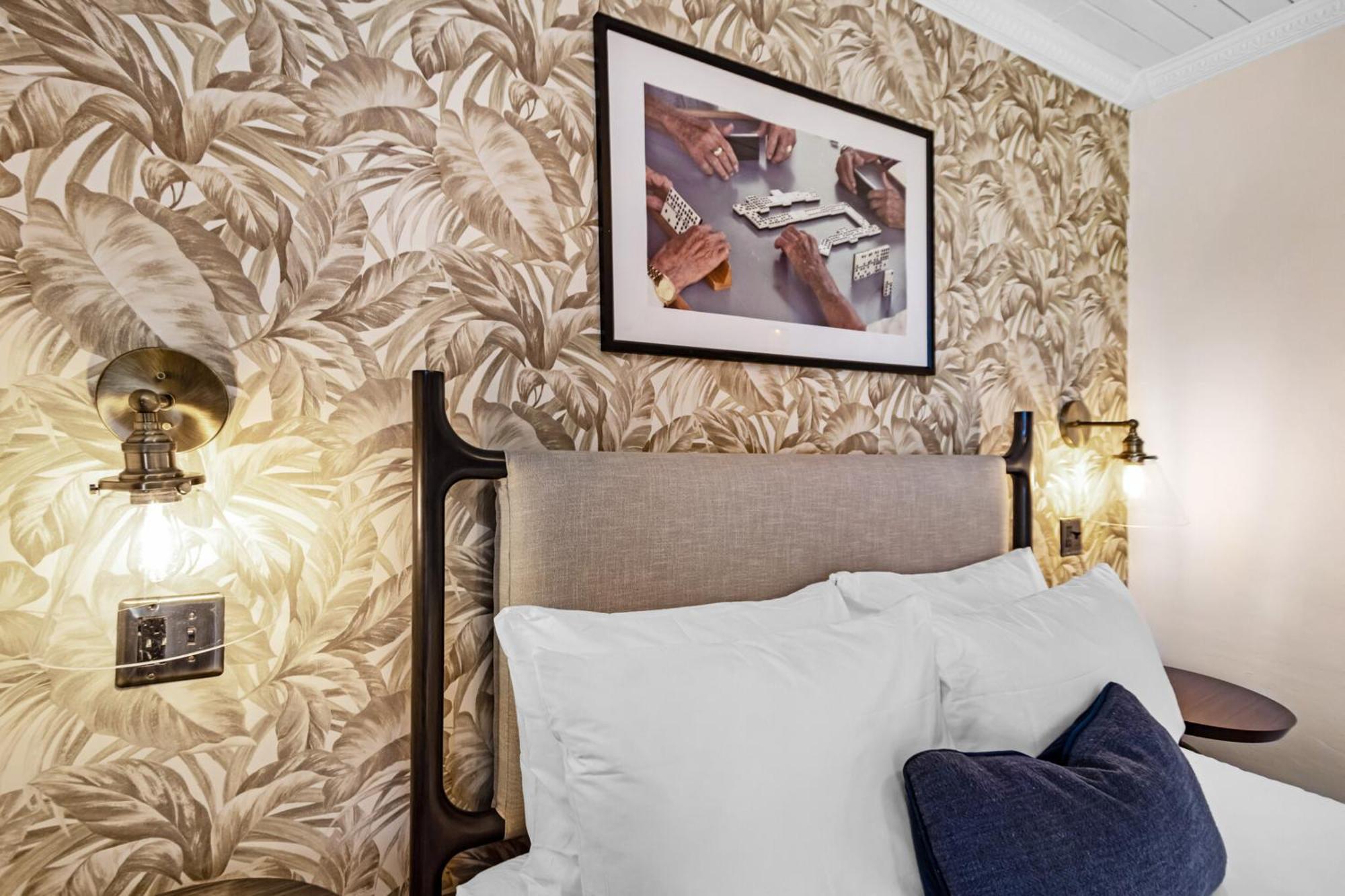 Roami At Tower Hotel - Calle Ocho Маямі Екстер'єр фото